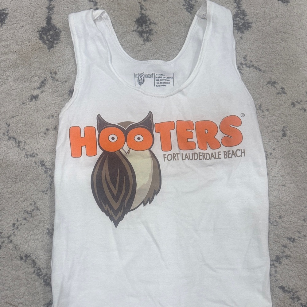 Hooters Tank Top - White and Orange Owl Design